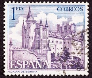 9003735-the-alcazar-of-segovia-literally-segovia-castle-is-a-stone-fortification-located-in-the-old-city-of-